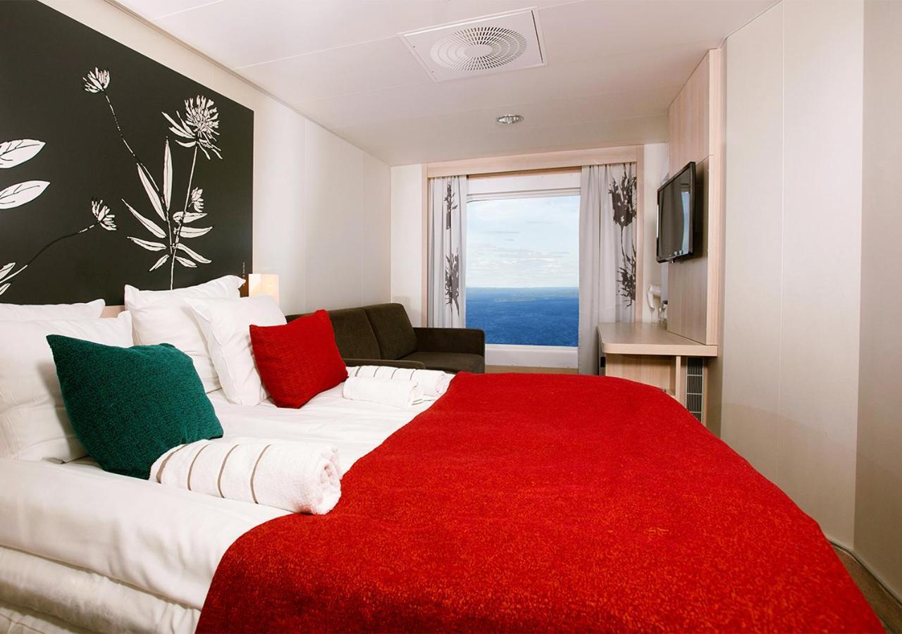 Viking Line ferry - Turku to Stockholm Hotell Rum bild